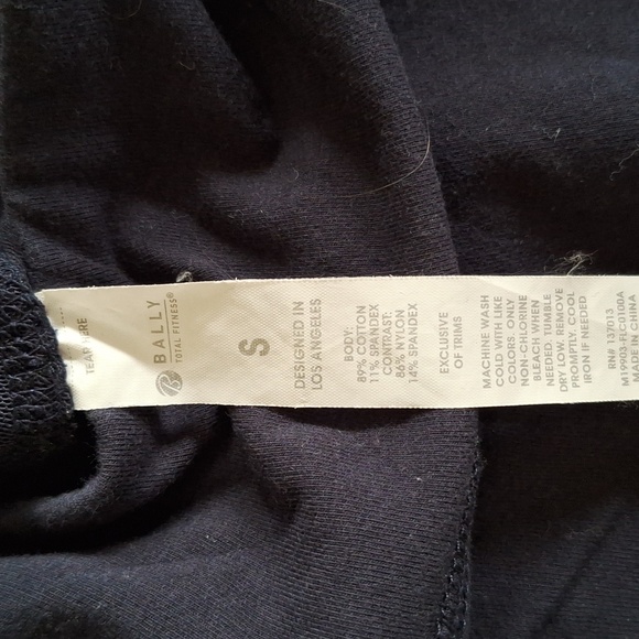 Women's Capris - Picture 2 of 2